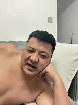zhang1118 在線直播表演
