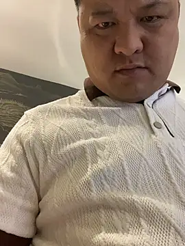 zhang1118 在線直播表演