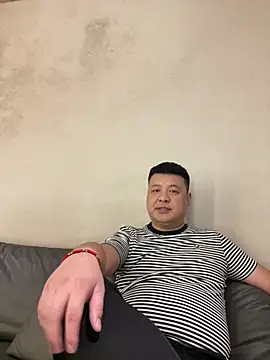 zhang1118 Show Webcam