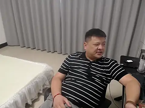 zhang1118 网络视讯表演