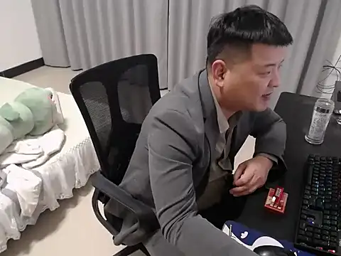 zhang1118 Webcamshow