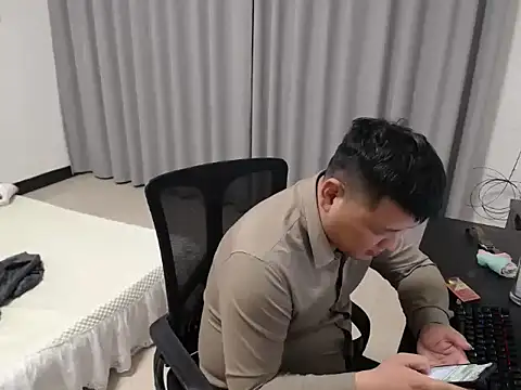 zhang1118 网络视讯表演