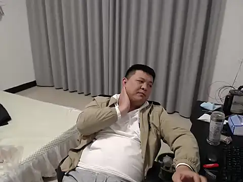 zhang1118 Show Webcam