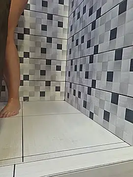 Pertunjukan Kamera Web SassiSandra