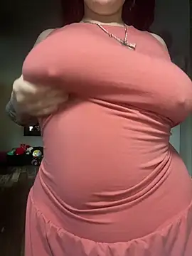 הופעת וובקאם של activebaddie