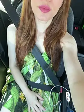 Lizzza88 Show in webcam
