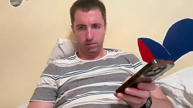 newatthis123n Webbikameraesitys