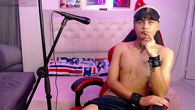 Ninou_14 Webcamshow