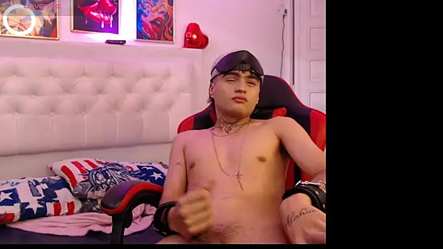 Ninou_14 webkamerás műsora