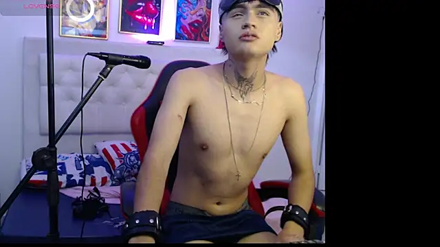 Ninou_14n Webbikameraesitys
