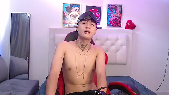 Ninou_14 – webcam-show