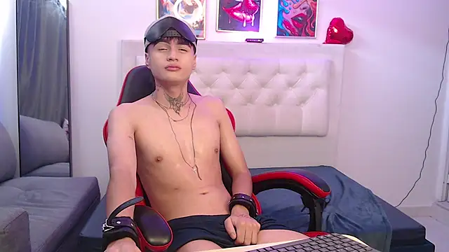 Ninou_14 Pertunjukan Webcam