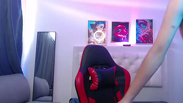 Ninou_14 webkamerás műsora