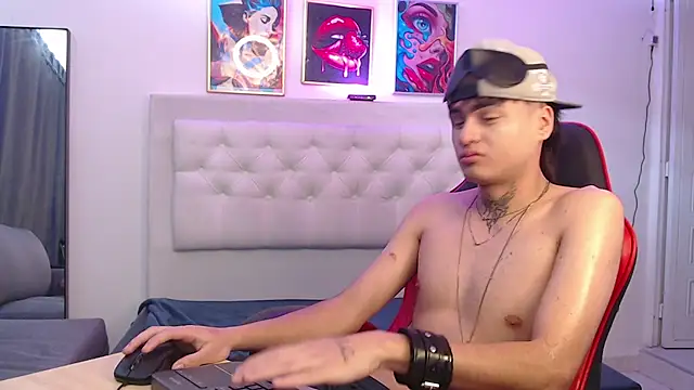 Ninou_14 Шоу с уебкамера