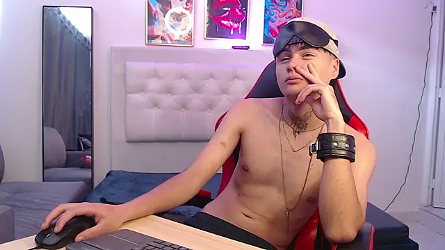 Show de Ninou_14 na webcam