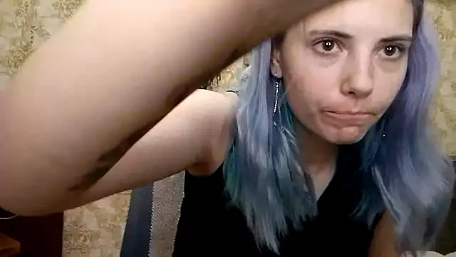 Helen18glo Chat XXX live