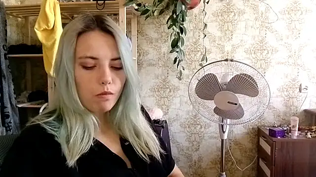 Helen18glo Live XXX-Chat