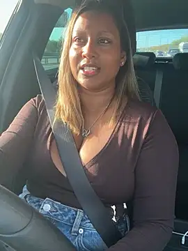 TammyOnTheMenuのライブXXXチャット