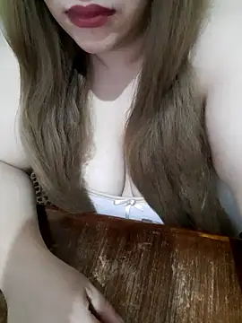 Show de Madam_bezzzoul na webcam