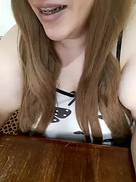 Show de Madam_bezzzoul na webcam