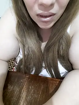 Madam_bezzzoul Pertunjukan Webcam