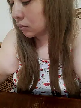 Show de Madam_bezzzoul na webcam