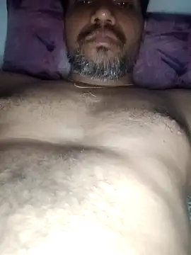 Aloneisbest Webcam show