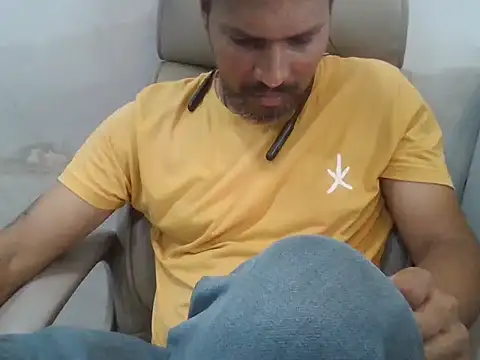 Aloneisbest Webcam-Show