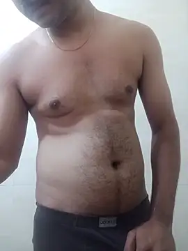 Aloneisbest ওয়েবক্যাম শো