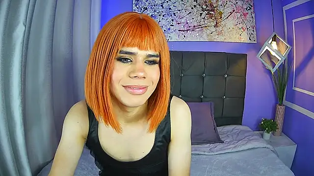 emma_cut3_ Show in webcam
