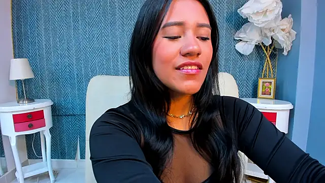 دردشة sofhia_lopez الجنسية المباشرة