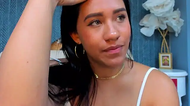Show modela sofhia_lopez na web-kameri