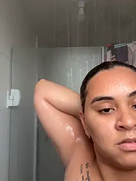 הופעת וובקאם של paloma_24