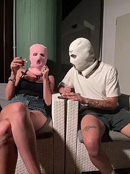Show modela Masked_Desire69 na web-kameri