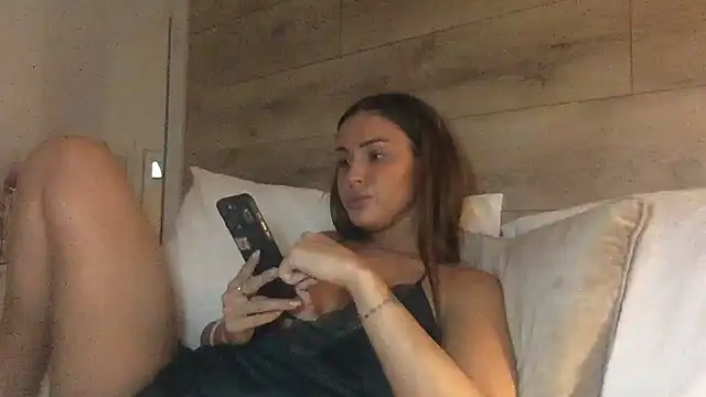 Вебкам-шоу selena_xxx