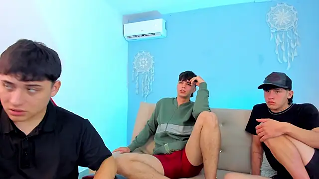 Space_guys19 Webcam-Show
