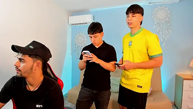 Space_guys19 Webcam Show