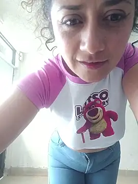 Nivelu_85 webcam show