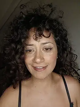 Chat XXX en directo de AngelineRush