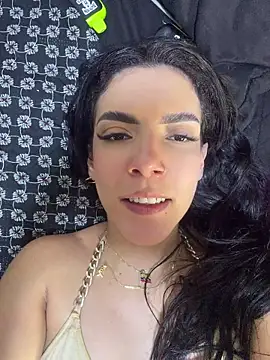 Nellaymaxi-hotconnection Webcam-Show