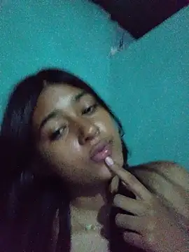 Queen_Pao Adlı Modelin Web Kamerası Şovu