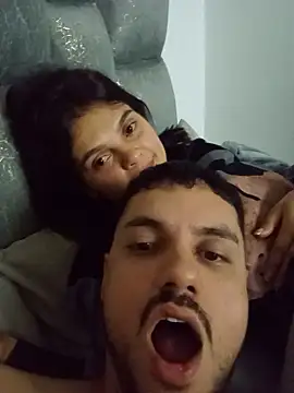 latinguy1908 Webcam Show