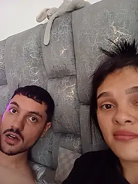 latinguy1908 Show in webcam