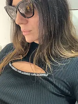AnnaFlowerBabe's Live XXX Chat