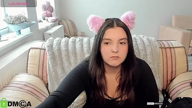 Онлайн чат XXX MonikaMooon