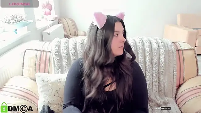 Chat XXX en directo de MonikaMooon