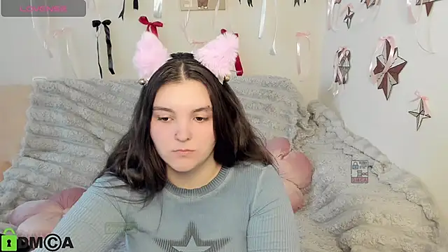 Chat XXX en directo de MonikaMooon