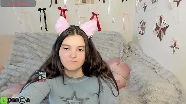 Chat +18 de MonikaMooon ao vivo