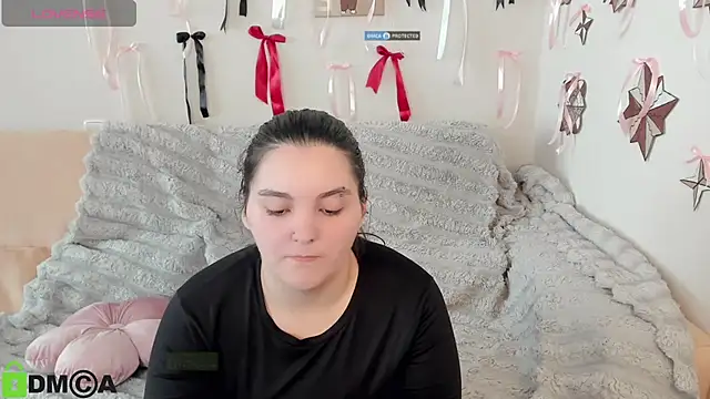 Chat XXX en directo de MonikaMooon