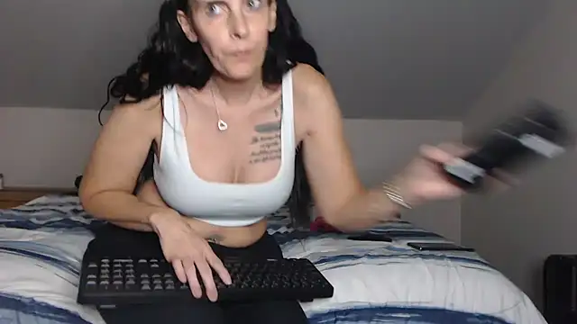 הופעת וובקאם של tammy79309